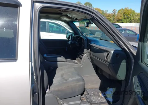 2004 Chevrolet Avalanche 1500 из США, поврежденный, VIN 3GNEC12T04G137281